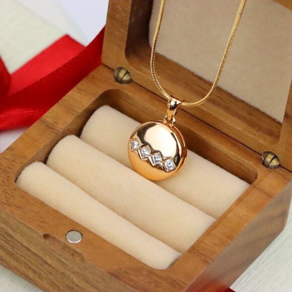 "Round Rose Gold Pendant with Zigzag White Crystal Accent Design, XPPT1255 - Picture 7 of 12